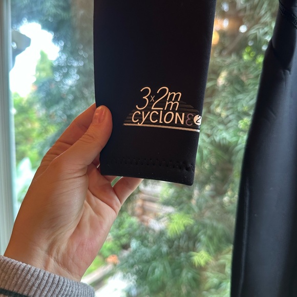 NWT Cyclone Hyper Flex Wetsuit Women Size 6 (XS/S) 3x2mm 🌊 Perfect & Never Worn - Picture 5 of 9